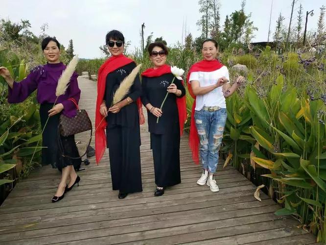 "旗袍柳城"大型旗袍文化艺术交流活动